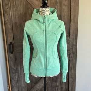 ⭐️ Lululemon Scuba